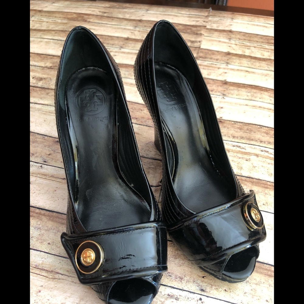 Tory Burch Black Wedges sz 7.5